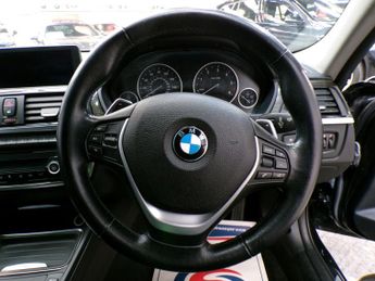 BMW 3 SERIES 3.0 330D LUXURY 4DR Automatic