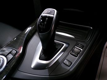 BMW 3 SERIES 3.0 330D LUXURY 4DR Automatic