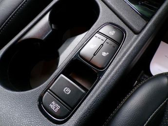 KIA NIRO 1.6 3 5DR Semi Automatic
