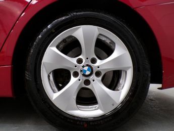 BMW 3 SERIES 2.0 320D EFFICIENTDYNAMICS TOURING 5DR Automatic