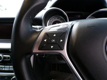 MERCEDES-BENZ SLK 2.1 SLK250 CDI BLUEEFFICIENCY AMG SPORT 2DR Automatic