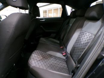 VOLKSWAGEN TAIGO 1.0 R-LINE TSI DSG 5DR Semi Automatic