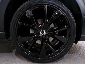 VOLKSWAGEN TAIGO 1.0 R-LINE TSI DSG 5DR Semi Automatic
