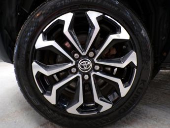 TOYOTA YARIS CROSS 1.5 DESIGN FHEV 5DR Automatic