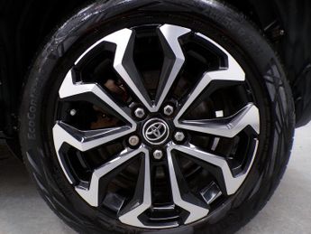 TOYOTA YARIS CROSS 1.5 DESIGN FHEV 5DR Automatic