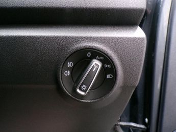 VOLKSWAGEN T-ROC 1.5 R-LINE TSI EVO DSG 5DR Semi Automatic