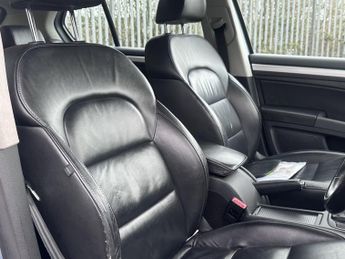 SKODA SUPERB 2.0 ELEGANCE TDI CR 5DR Manual