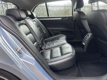 SKODA SUPERB 2.0 ELEGANCE TDI CR 5DR Manual