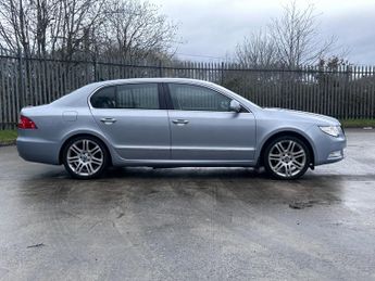 SKODA SUPERB 2.0 ELEGANCE TDI CR 5DR Manual