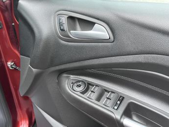 FORD C-MAX 1.0 TITANIUM X 5DR