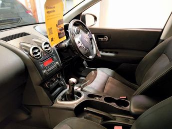 NISSAN QASHQAI 1.6 ACENTA 5DR Manual