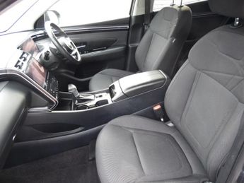 HYUNDAI TUCSON 1.6 T-GDI SE CONNECT DCT MHEV 5DR AUTOMATIC