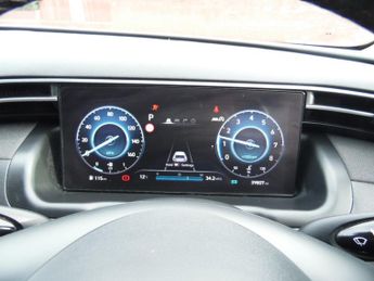 HYUNDAI TUCSON 1.6 T-GDI SE CONNECT DCT MHEV 5DR AUTOMATIC