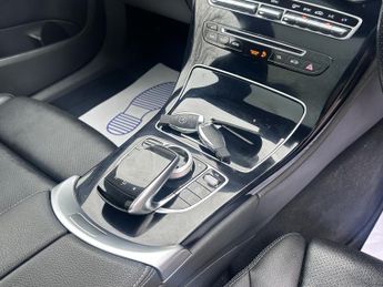 MERCEDES-BENZ C-CLASS 2.1 C300 H AMG LINE PREMIUM PLUS 4DR AUTOMATIC