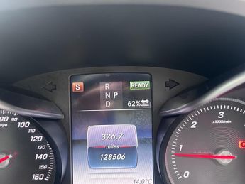 MERCEDES-BENZ C-CLASS 2.1 C300 H AMG LINE PREMIUM PLUS 4DR AUTOMATIC