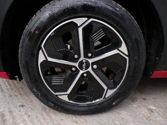 KIA NIRO 1.6 2 5DR Semi Automatic