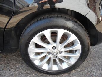 VAUXHALL CORSA 1.4 SE NAV 5DR AUTOMATIC