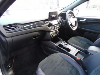 FORD KUGA 2.5 ST-LINE X 5DR CVT