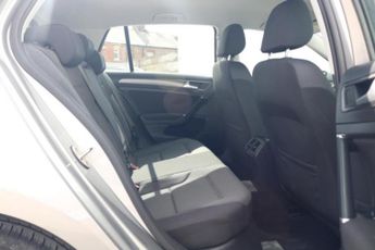 VOLKSWAGEN GOLF HATCHBACK 1.4 SE NAVIGATION TSI BLUEMOTION TECHNOLOGY DSG 5DR Semi Automat