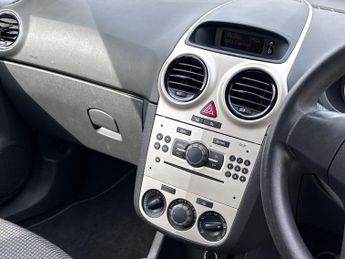 VAUXHALL CORSA 1.0 LIFE 3DR Manual