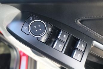 FORD FOCUS ACTIVE HATCHBACK 1.5 X 5DR Automatic