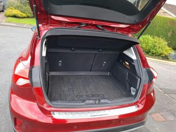 FORD FOCUS ACTIVE HATCHBACK 1.5 X 5DR Automatic
