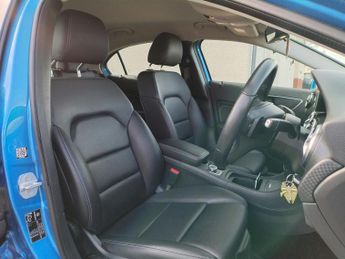 MERCEDES-BENZ A-CLASS HATCHBACK 1.6 A 180 SPORT 5DR Semi Automatic