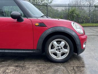 MINI HATCH 1.6 COOPER S 3DR Manual