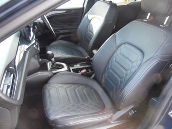 FORD FOCUS 1.0 ST-LINE VIGNALE MHEV 5DR AUTOMATIC