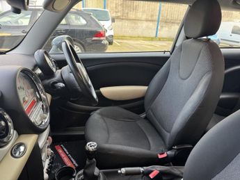 MINI HATCH 1.4 ONE 3DR Manual