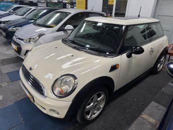 MINI HATCH 1.4 ONE 3DR Manual