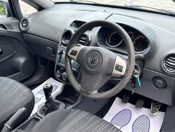 VAUXHALL CORSA 1.2 CLUB 16V 3DR Manual