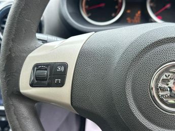 VAUXHALL CORSA 1.2 CLUB 16V 3DR Manual