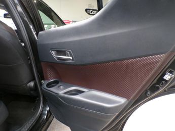 TOYOTA CHR 1.8 EXCEL 5DR CVT