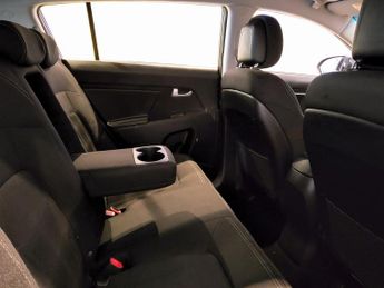 KIA SPORTAGE 1.7 CRDI 1 5DR Manual