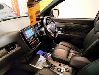 MITSUBISHI OUTLANDER 2.4 PHEV 4H 5DR CVT