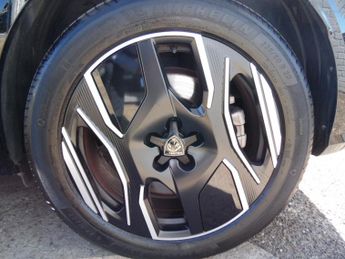 PEUGEOT 3008 GT 5DR AUTOMATIC