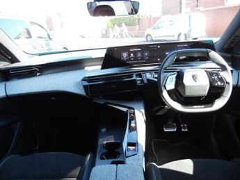 PEUGEOT 3008 GT 5DR AUTOMATIC