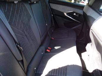 PEUGEOT 3008 GT 5DR AUTOMATIC
