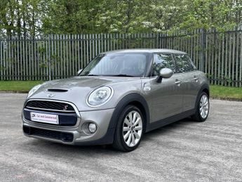 MINI Hatch 2.0 COOPER SD 5DR Automatic