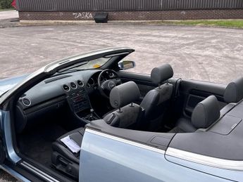 AUDI A4 2.5 TDI SPORT 2DR Manual