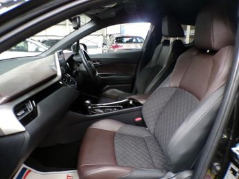 TOYOTA CHR 1.8 EXCEL 5DR CVT