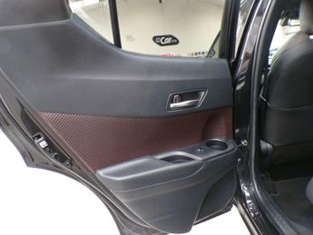 TOYOTA CHR 1.8 EXCEL 5DR CVT