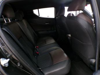 TOYOTA CHR 1.8 EXCEL 5DR CVT