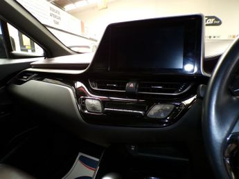 TOYOTA CHR 1.8 EXCEL 5DR CVT