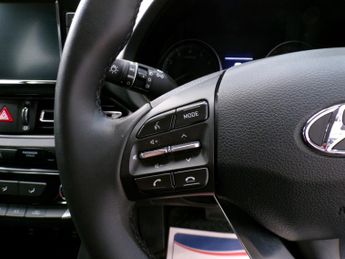 HYUNDAI I30 1.0 T-GDI SE CONNECT MHEV 5DR Automatic