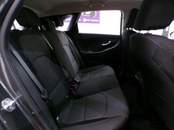 HYUNDAI I30 1.0 T-GDI SE CONNECT MHEV 5DR Automatic