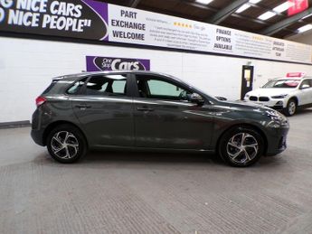 HYUNDAI I30 1.0 T-GDI SE CONNECT MHEV 5DR Automatic