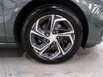 HYUNDAI I30 1.0 T-GDI SE CONNECT MHEV 5DR Automatic
