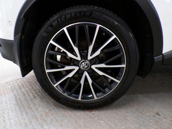 TOYOTA CHR 1.2 EXCEL 5DR CVT